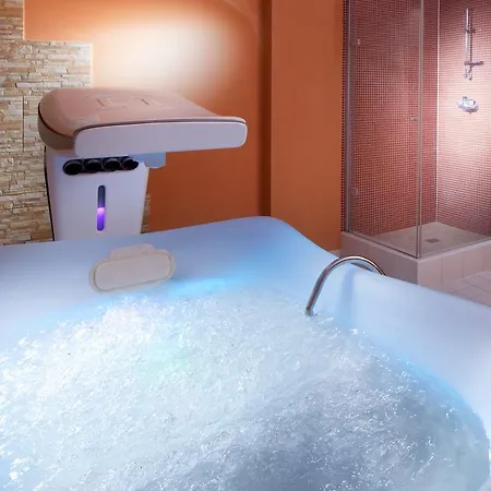 Lipno Wellness - Private Family Frymburk